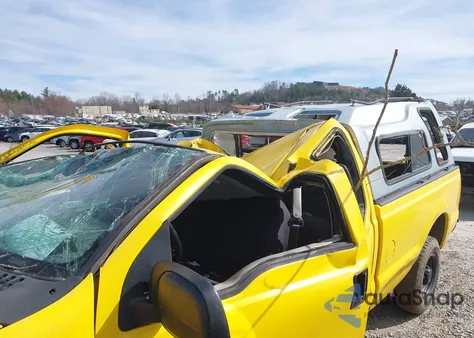 2004 Ford F-250 Lariat/Xl/Xlt z USA, uszkodzony, nr VIN 1FTNX21L14EA07554